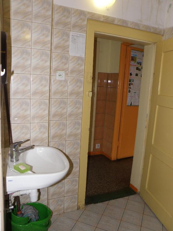 Szkolne Schronisko Mlodziezowe Zloty Widok Hostel Piechowice  Exterior foto